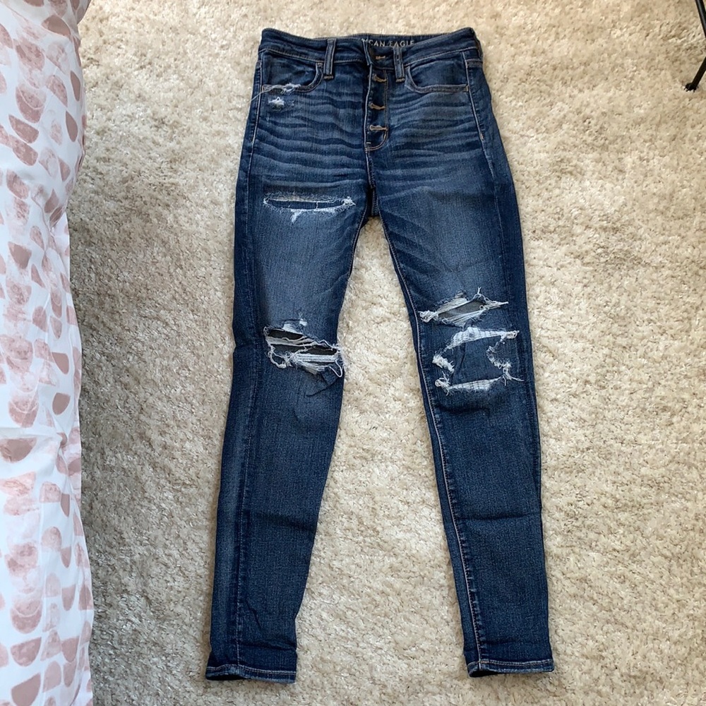 American Eagle Destroyed Skinny Jeans